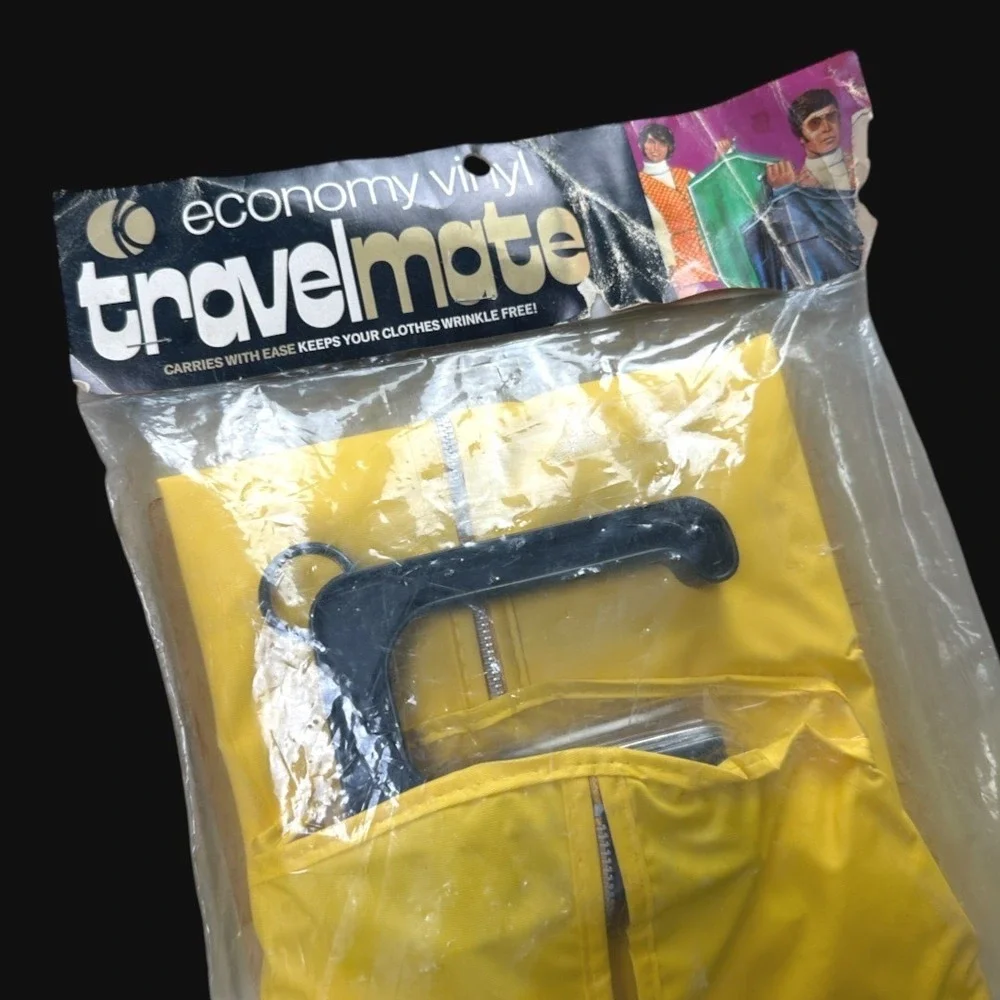 Vintage 1972 K-Tel Travelmate Garment Bag Harvest Gold Yellow Vinyl Suit Carrier